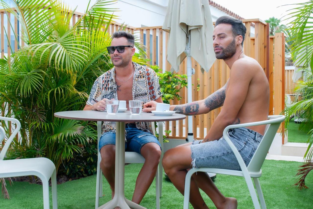 الشقق الفندقية ماسبالوماسفي  Mar Bianco - Gay Men Only المظهر الخارجي الصورة