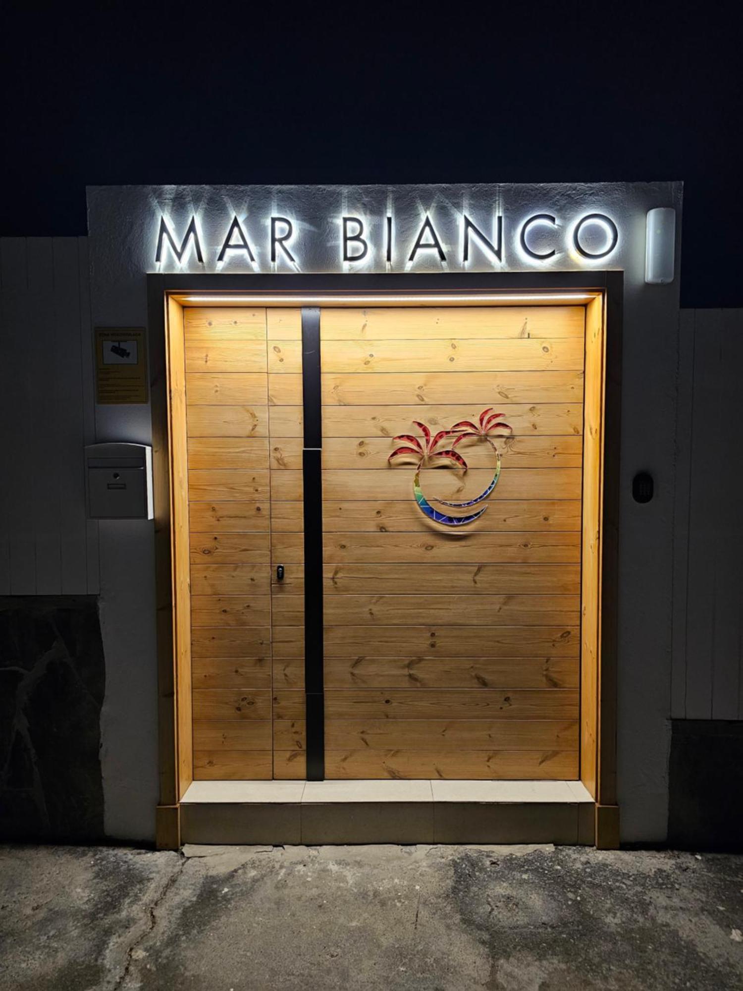 الشقق الفندقية ماسبالوماسفي  Mar Bianco - Gay Men Only المظهر الخارجي الصورة